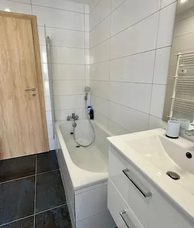 Grand 8 Personnes Neuf * Mulhouse
